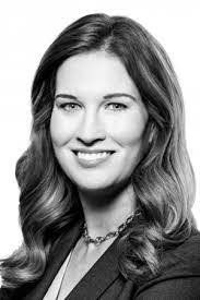 Erin Elms's Instagram, Twitter & Facebook