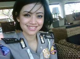Hasil gambar untuk CANTIK INDO