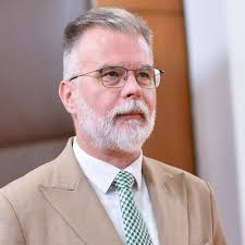 Ministar informisanja: Do sredine iduće godine očekuje se kraj procedura za  uvođenje 5G mreže u Srbiji