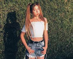 Similarly, she has a total body weight of around 56 kg. Lulu Lambros On Twitter Bring Your Shine