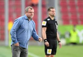 Torna nel 2011 allo sparta praga ed è per lui la definitiva consacrazione, difatti nella stagione successiva l'allenatore vítězslav lavička vede in lui un potenziale talento e lo lancia in prima squadra; Tbqhgrerfv1j7m