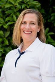 Amy Tate's Instagram, Twitter & Facebook