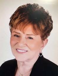 Donna Mell's Instagram, Twitter & Facebook