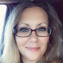 Wendy Blank's Instagram, Twitter & Facebook