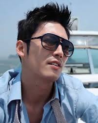 According to JH's schedule shared by @jane17827 , filming of Yacht  Expedition Season 2 starts this week. Hope he will have fun