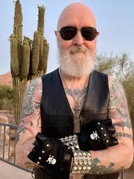 metal blessings peace be with you”🤘🏻😈🎤🔊🛡️