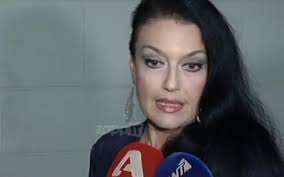 Δείτε περισσότερα με ένα κλικ εδώ. Elenh Filinh Den Eimai 63 Eimai Mikroterh
