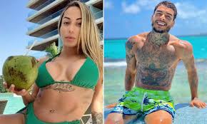 Kevin nascimento bueno, better known by his stage name mc kevin, was a brazilian singer of funk carioca. Model Told Cops Married Brazilian Singer Mc Kevin Promised To Pay About 380 For Sex Before He Died Daily Mail Online