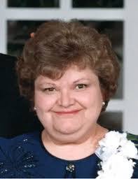 Emma Summers's Instagram, Twitter & Facebook