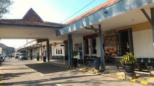 Kondisi di ngasem, bojonegoro juga diketahui oleh suyoto, bupati bojonegoro. Stasiun Bojonegoro Wikipedia Bahasa Indonesia Ensiklopedia Bebas