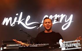 Download mike perry dj mixes and livesets in mp3 format. Mike Perry Festivalphoto