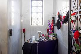 Forest Hill Funeral Home and Memorial Park, 1661 Elvis Presley Blvd,  Memphis, TN 38106, US