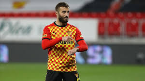The latest tweets from alpaslan öztürk (@ozturkalp16). Goztepeli Futbolcu Alpaslan Ozturk Kovid 19 Testinin Pozitif Ciktigini Acikladi