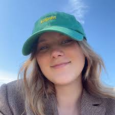 Paula Easterling's Instagram, Twitter & Facebook