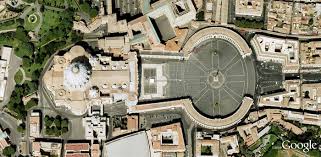 Resultado de imagen de columnata que rodea la plaza de san pedro planta
