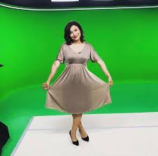 Drôle de mésaventure pour cette présentatrice météo arrivant au terme de sa grossesse. Glowing Anais Baydemir Le Blog Tiffany Rose Maternity Fr