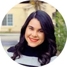 Rosa Monge's Instagram, Twitter & Facebook