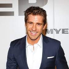 People who liked hugh sheridan's feet, also liked Hugh Sheridan Bio Affair Single Ethnicity Age Nationality Height Actor Musician Television Presenter