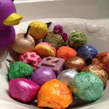 My Lush Oxford Street Bath Oils Video Of Them Is Here Https Youtu Be Qybgdqnv6yq Lush Bath Bombs Lush Bath Lush Products