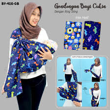 Para ahli medis dan para mentor babywearings (gendong bayi) profesional lebih menyarankan para penggendong, entah itu ayah atau ibu untuk menggendong bayi dengan posisi tegak, dengan kaki. Harga Gendongan Jarik Terbaik Perlengkapan Travelling Bayi Ibu Bayi Agustus 2021 Shopee Indonesia
