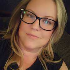 If you have not been to Shaker Woods Festival in Columbiana, OH you don't  know what you are missing. This yearly event is a crowd favorite. People  come from out of state