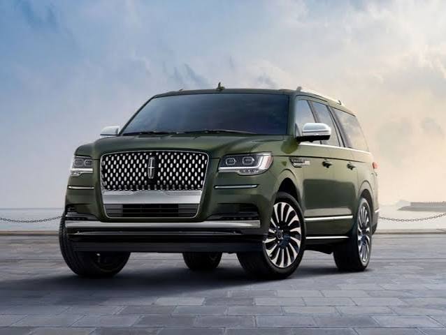 Lincoln Navigator large luxury SUV