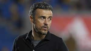 Luis enrique has stepped down as spain coach and will be replaced by his no 2, robert moreno. Luis Enrique Tritt Als Spanischer Nationaltrainer Zuruck Goal Com