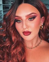 Beth Otis's Instagram, Twitter & Facebook