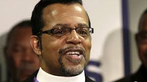 Send-offs show Carlton Pearson's split legacy spurred by his inclusive  beliefs, rejection of hell