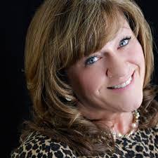 Lori Whitener's Instagram, Twitter & Facebook