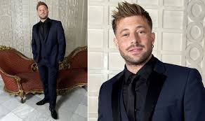 Music video by duncan james performing sooner or later. Duncan James Health Blue Singer Had A Trapped Nerve That Could Have Left Him Paralysed Express Co Uk