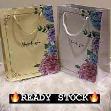 Goodie bag online, goodiebag murah, goody bag murah, goodie bag medan banyak sekali kita temui. Doorgift Goodies Paper Bag Bertali Murah Ready Stock 10 Pieces Shopee Malaysia