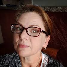 We only have 8 spots remaining in this gorgeous workshop. Grab your best  gals pal and come relax and make something beautiful. Also I have a suprise  coming next week for anyone