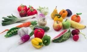 Fin De Marche Panier D Un Choix De 5 Fruits Et Ou Legumes Laine Feutree Decoration De Table Par Ki Artisanat En Feutre Dinette En Feutrine Laine Feutree