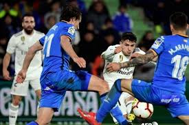 Команда getafe srl в последних 10 матчах одержала 3 победы , 4 раза сыграла команда real madrid srl, сыграв 10 матчей, выиграла 4 раза ,2 матча завершила вничью и потерпела 4. Getafe Vs Real Madrid Zidane Marah Melihat Hasil Pertandingan
