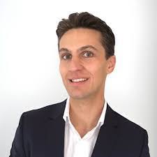 Felix Dillon's Instagram, Twitter & Facebook