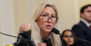 Pat McAfee mocks Darius Butler for calling Notre Dame QB Riley Leonard  'sneaky fast'