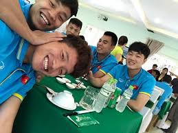 Bí thư trung ương đoàn nguyễn ngọc lương ứng cử đại biểu quốc hội khóa xv. á»Ÿ Ä'au Co Xuan TrÆ°á»ng á»Ÿ Ä'o Co VÄƒn Thanh