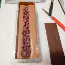 La Buche De Noel Framboise Et Chocolat Recette Buche De Noel Framboise Buche De Noel Chocolat Framboise