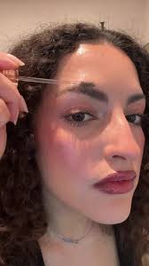 The Ghosting Stage of Brows