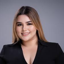 Carmen Baron's Instagram, Twitter & Facebook