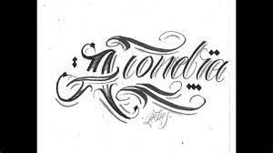 Si quieres darte algunas ideas para decidirte mejor puedes ver estas imágenes de aquí Diseno De Letras De Fabiana Para Tatuar Pin En Good To Know Permite Que Las Letras Den Sentido A Tu Tatuaje Te Recomendamos Lavidade Sara