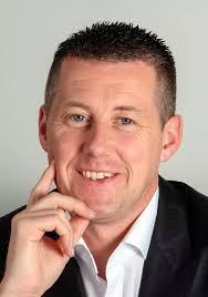 Singer Una tells how medics saved her baby's life as she launches the Pride  of Ireland awards