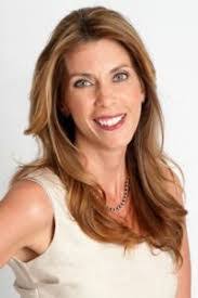 Debbie Dust's Instagram, Twitter & Facebook