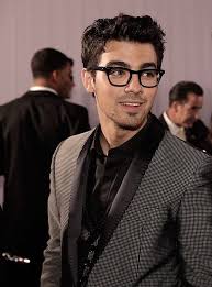 900+ ideas de Joe para guardar hoy