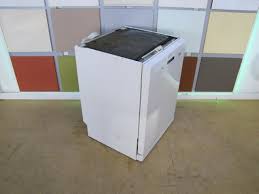 Pg 8080 / pg 8080 u / pg 8080i lue ehdottomasti tämä käyttöohje ennen koneen asennusta ja käyttöönottoa. Miele Pg 8080 Bw Gastrospulmaschine 6 Monate Garantie Sputnik Hausgerate