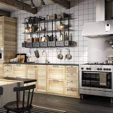 Idées décoration de cuisine de de moins de 10m2. 10 Idees Deco A Piquer Aux Cuisines Ikea Decoration Murale Cuisine Cuisine Ikea Etagere Cuisine