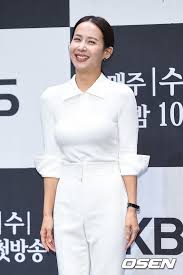먼 이야기가 아니라 지금 우리에게 필요한 이야기인 것 같아요.(장혜진) Yí˜„ìž¥ 99ì–µì˜ ì—¬ìž ì¡°ì—¬ì • ê¸°ìƒì¶© ì‚¬ëª¨ë‹˜ê³¼ ë‹¤ë¥¸ ì—­í•  ìš•ì‹¬ë‚¬ë‹¤ Ytn