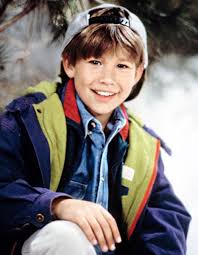 See Jonathan Taylor Thomas Reunite With Home Improvement Dad Tim Allen Jonathan Taylor Thomas Jonathan Taylor Home Improvement Tv Show