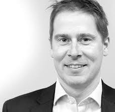 Aileen Evans's Instagram, Twitter & Facebook